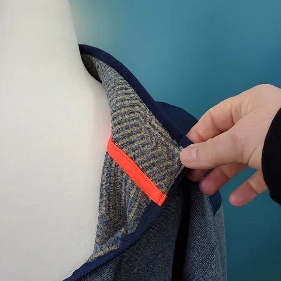 NWOT Under Armor, zipper neck fleece, blue/gray size 2XL - Picture 5 of 7